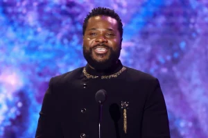Angela Bassett and Stars Honor Malcolm-Jamal Warner in Heartfelt Tribute After Tragic Passing