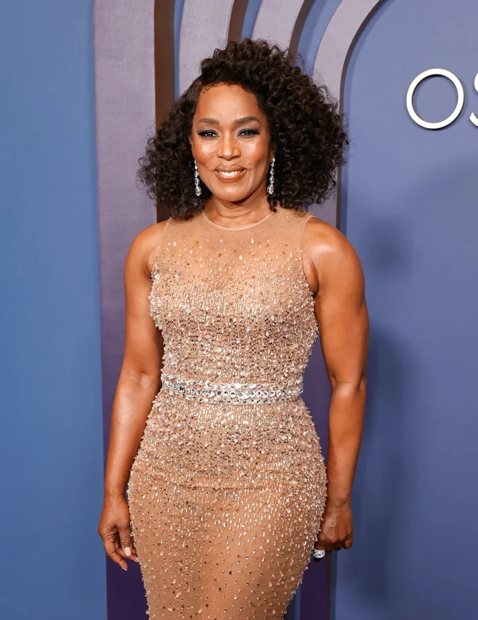 Angela Bassett