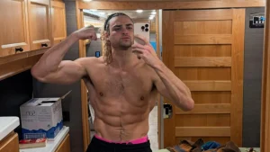 Noah Centineo’s Shirtless Transformation Shocks Fans with New Look