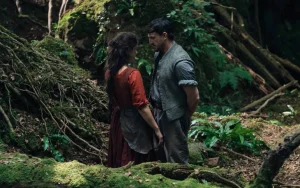 Chloé Zhao’s Hamnet Sparks Early Oscar Buzz as Critics Rave