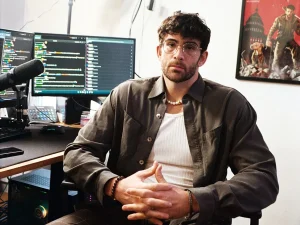 Jake Gyllenhaal’s ‘Source Code’ Is a Sci-Fi Thriller Gem