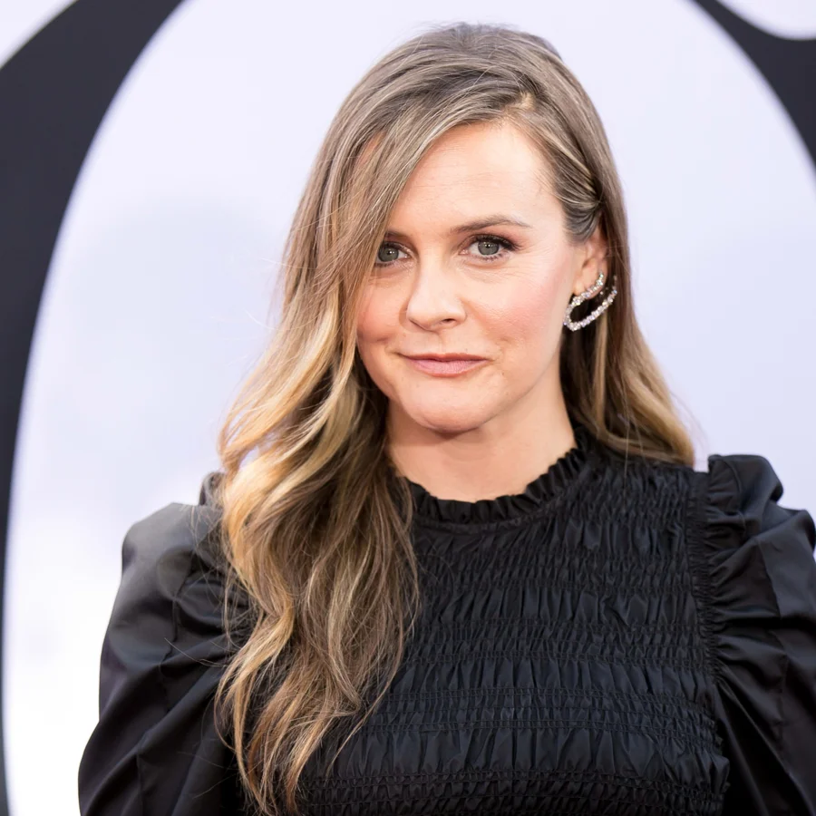 image-of-alicia-silverstone-14-10-2025 Alicia Silverstone