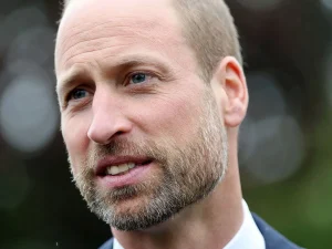 Elijah Wood Teases Lord of the Rings Team Reunion for Gollum Film