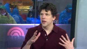 Jesse Eisenberg to Donate Kidney to Stranger in Rare Act
