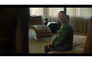 True Whitaker Improvises Elvish With Elijah Wood in I Love LA