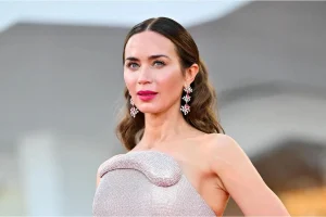 Florence Pugh Reveals Which Housewives Could Join Marvel