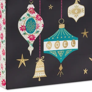 Lacey Chabert’s Daughter Plans Tree Full of Mom’s Ornaments