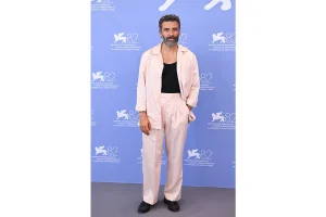 Oscar Isaac in 10 Years: Rom-Com Now Streaming Free Online