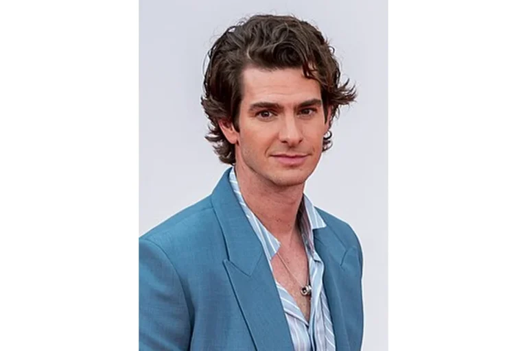Image of Andrew Garfield