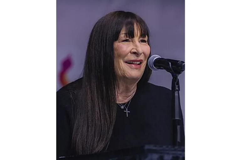 Image of Anjelica Huston
