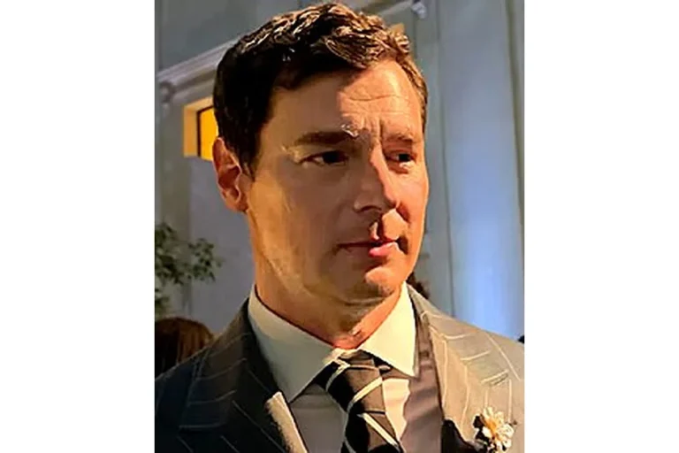 Image of Benjamin Walker