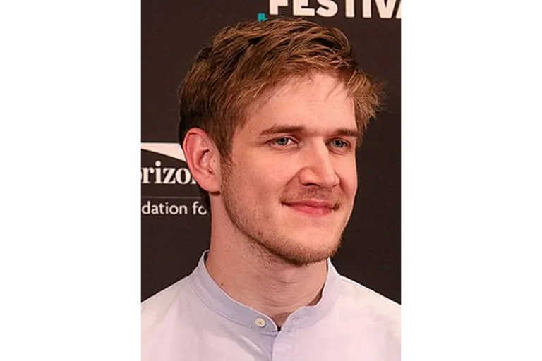 Image of Bo Burnham