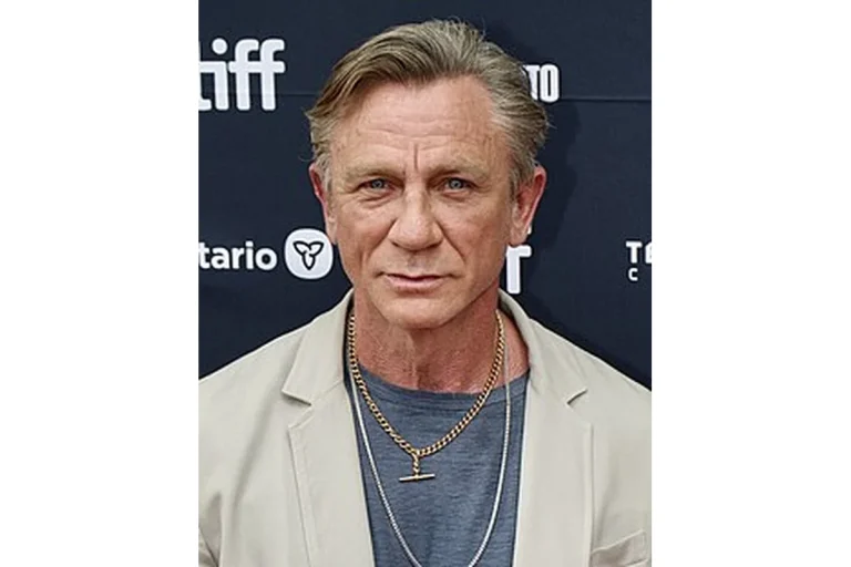 Image of Daniel Craig