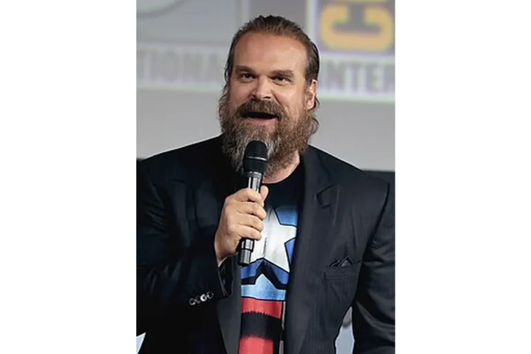 Image of David Harbour