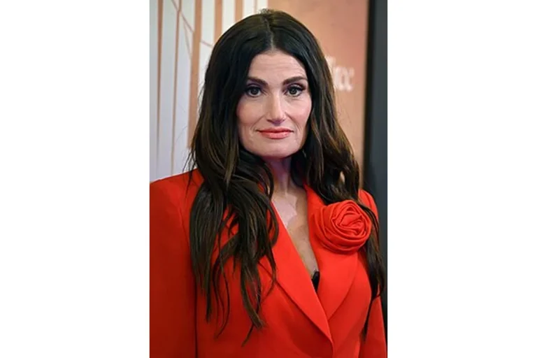 Image of Idina Menzel