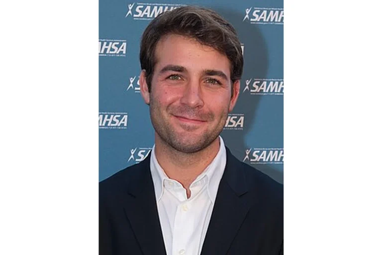 Image of James Wolk