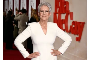 Jamie Lee Curtis Blushes at Cheeky Joke on The View