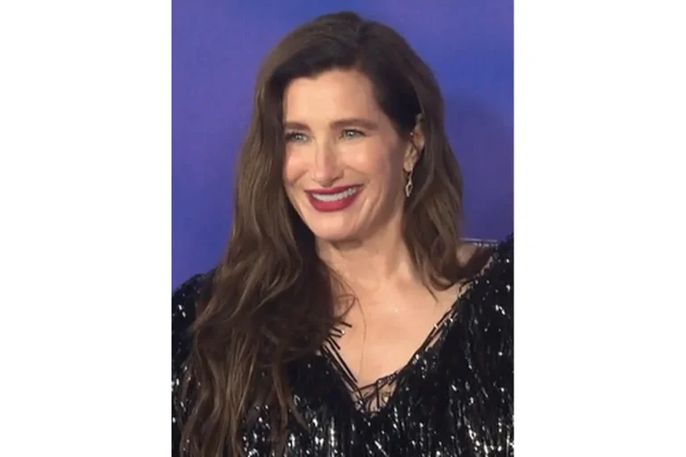 Image of Kathryn Hahn