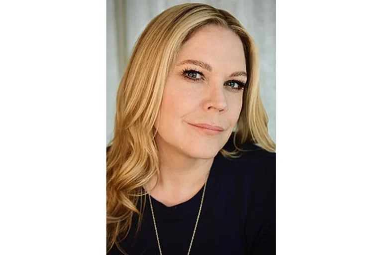 Image of Mary McCormack
