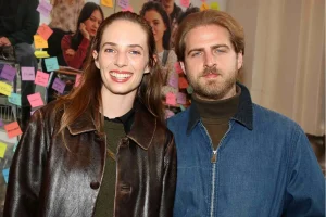 Maya Hawke Strolls NYC With Boyfriend and Adorable Dog