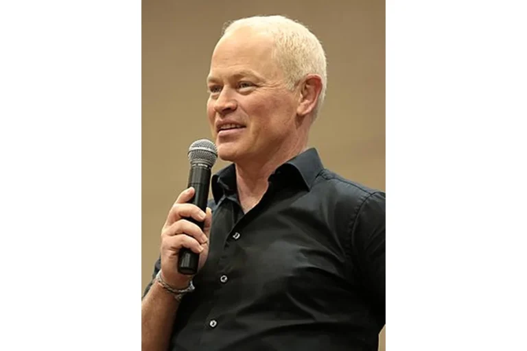 Image of Neal McDonough