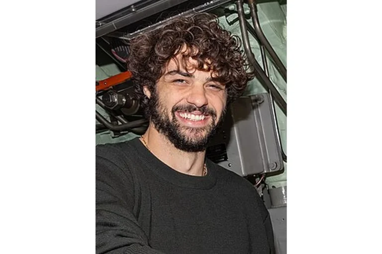 Image of Noah Centineo