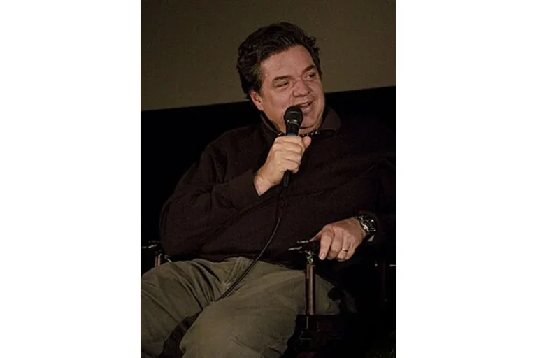 Image of Oliver Platt