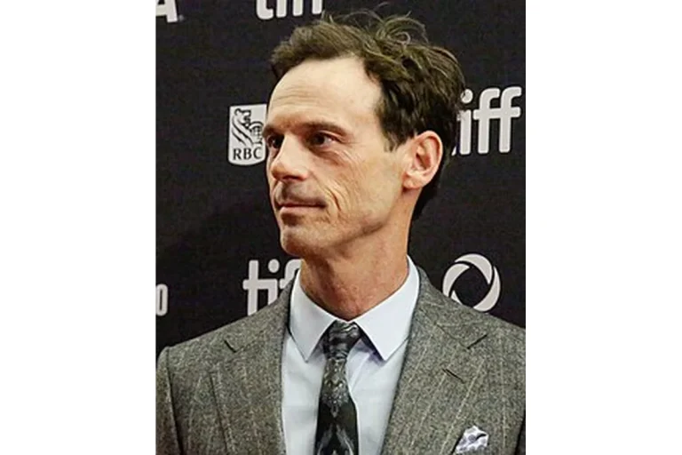 Image of Scoot McNairy
