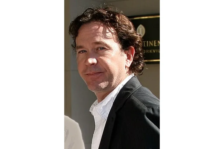Image of Timothy Hutton