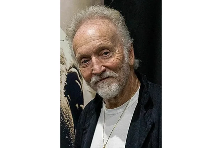 Image of Tobin Bell
