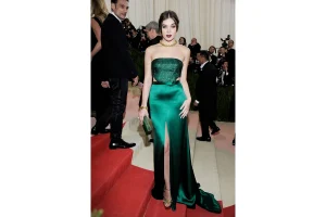 Zoe Saldana Wows in Daring Emerald Slit Dress on Red Carpet