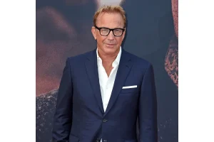 Kevin Costner’s Robin Hood Flop Deserves a Second Chance