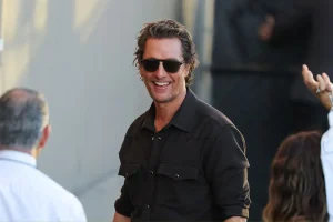 Sean Penn and Valeria Nicov Share Rare Public Date in Malibu