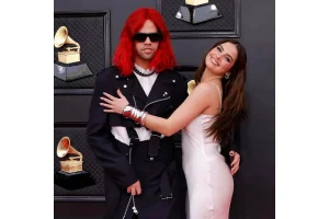 Addison Rae’s Marilyn Monroe Moment Stuns Grammys Crowd