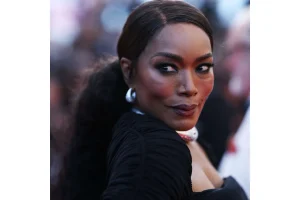 Angela Bassett’s Powerful Speech Inspires at ABFF Honors