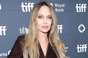 Michelle Randolph Asks Billy Bob Thornton About Angelina Jolie Blood Craze