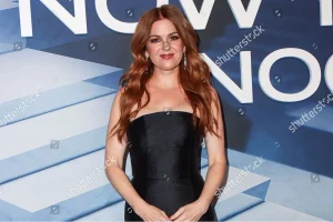 Isla Fisher’s Youthful Glow Secrets at 50 Revealed