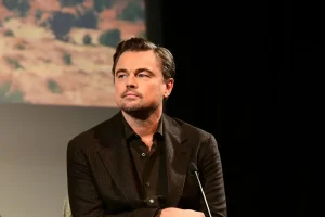 Lisa Rinna Says DiCaprio, Maguire Flirted with Her Young Daughters