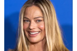 Margot Robbie Steals Scenes in Wolf of Wall Street—Leaving Netflix Soon