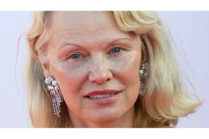 Pamela Anderson and Tommy Lee’s 4-Day Vegas Wedding Shock
