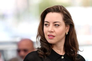 Aubrey Plaza and Marisa Abela Turn Heads at Paris Fashion Week