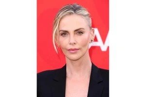 Charlize Theron’s Rare Farmers Market Outing with Son Jackson