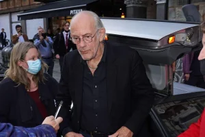 Michael J. Fox’s Heartwarming Reunion Dinner with Christopher Lloyd