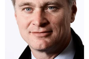 Christopher Nolan Honors IMAX Legend Behind His Big Dream