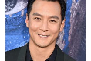 Daniel Wu Replaces Takuya Kimura in ‘Twilight of the Warriors’ Finale