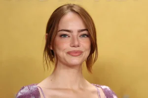 Emma Stone’s New Look Sparks Buzz and Expert Speculation
