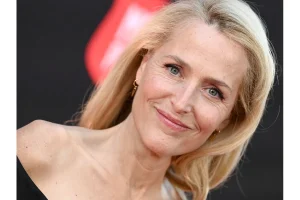 Gillian Anderson Stuns on Paris Runway at 57, Breaking Age Myths