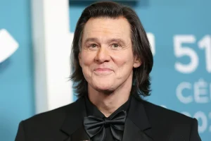 Jim Carrey’s Shocking Cosmetic Transformation Sparks Debate