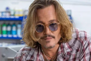 Rebecca Gayheart Moves Eric Dane’s Items from Johnny Depp’s LA Home