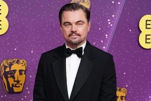 Leonardo DiCaprio’s Girlfriend Stuns in Paris Fashion Week Look